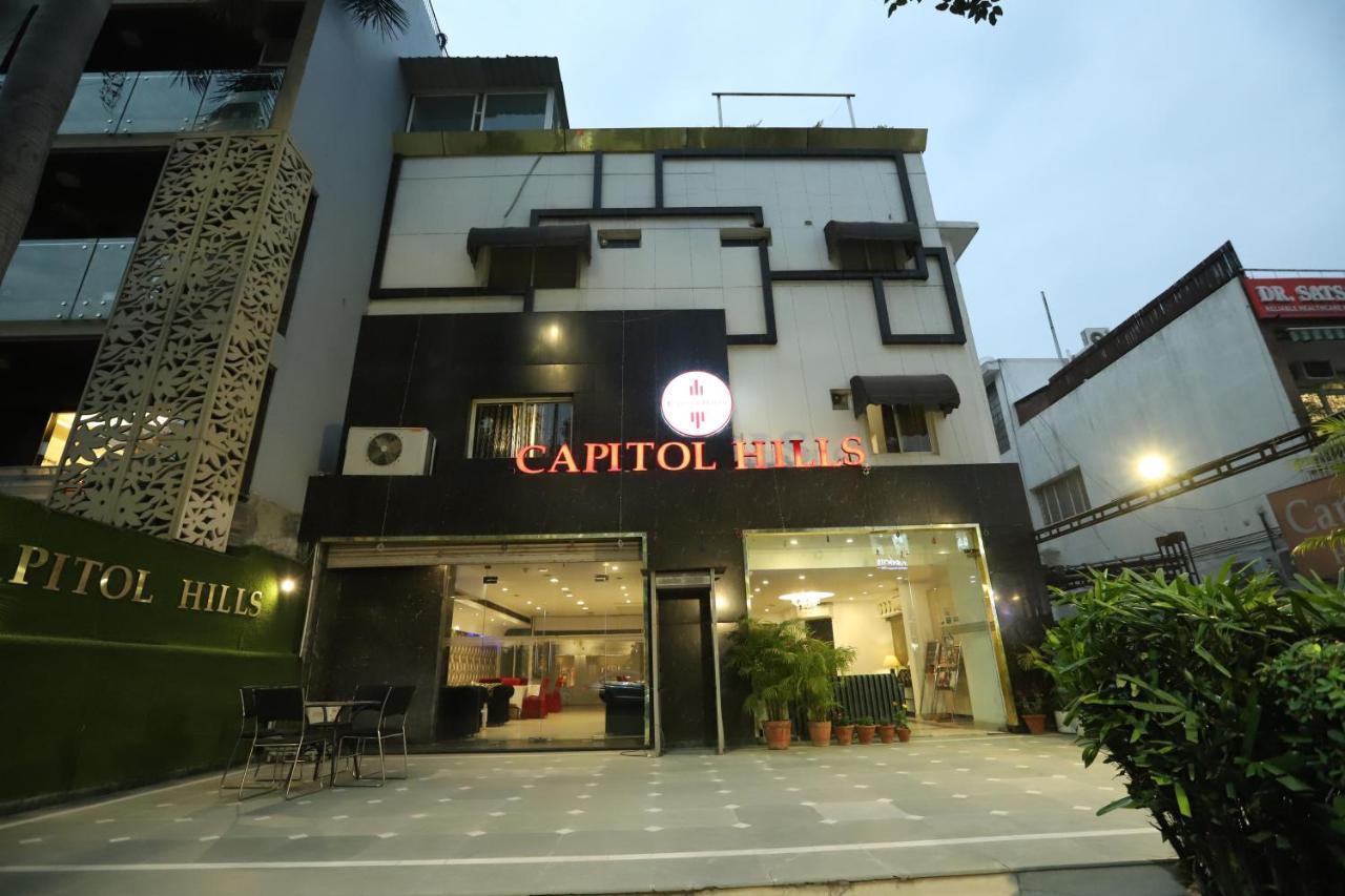 Hotel Capitol Hills - Greater Kailash Delhi Нью-Дели Экстерьер фото